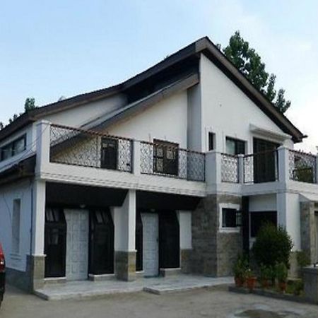 Jeelani Guest House Srīnagar Exteriér fotografie