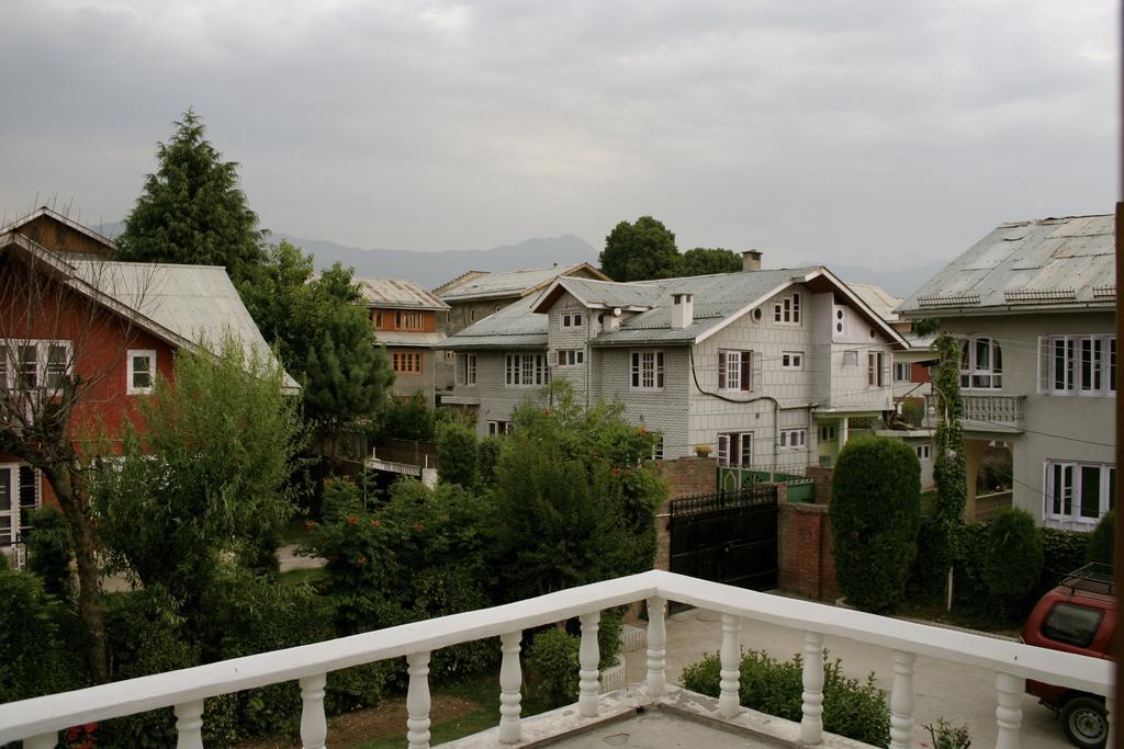 Jeelani Guest House Srīnagar Exteriér fotografie